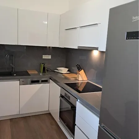 Sunshine, Sea View & Beach! Apartmán *