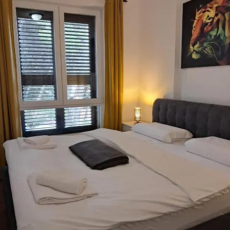 Apartament Sunshine, Sea View & Beach!