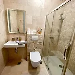 Апартаменты Sunshine, Sea View & Beach!