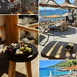 Sunshine, Sea View & Beach! Апартаменты Иван-Долац
